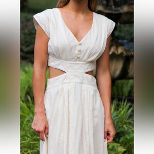 Anna Cate Dress Womens L Ivory Adele Cut Out Embroidery Boho Aztec Wedding